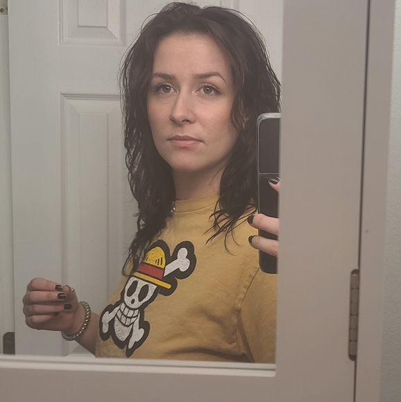 Meet your Posher, Shelbie - Picture 1 of 1